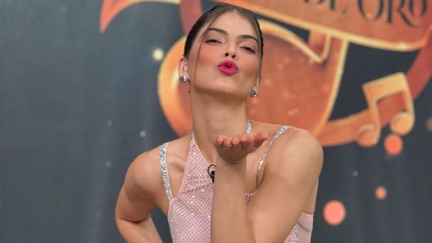 Esmeralda Ugalde impacta la red con vestido rosa de transparencias y escote en la pierna: FOTOS