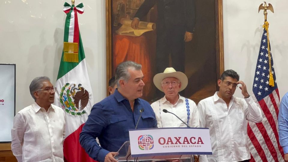 En presencia del embajador Ken Salazar y el gobernador Salomón Jara, el presidente del Consejo Coordinador Empresarial, Francisco Cervantes Díaz, habló sobre el proyecto