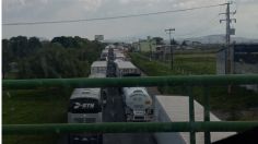 Van 10 horas de bloqueo en la autopista Toluca-Atlacomulco, pobladores de Temoaya exigen diálogo a nivel federal