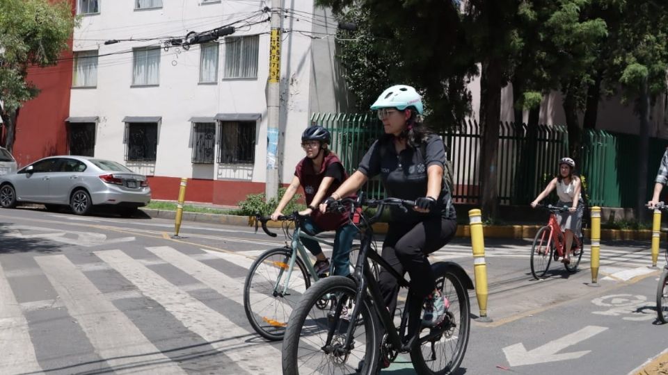 Autoridades organizaron rodada ciclista para inaugurar Ciclovía Metropolitana.