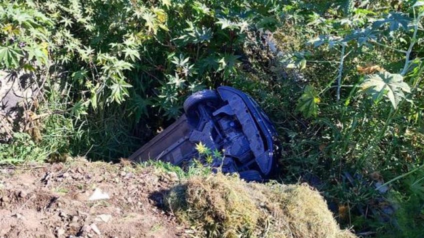 Joven con problemas de audición es arrollado por un tren y lanzado a un canal de riego