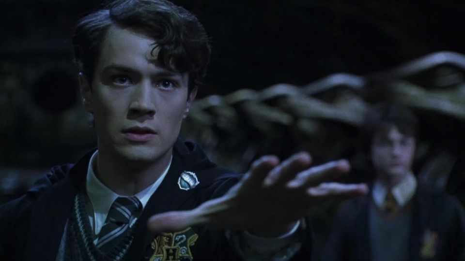 Tom Riddle en 'Harry Potter y la Cámara Secreta'. Ahí logramos ver a un joven personaje que fue interpretado por el actor Christian Coulson.