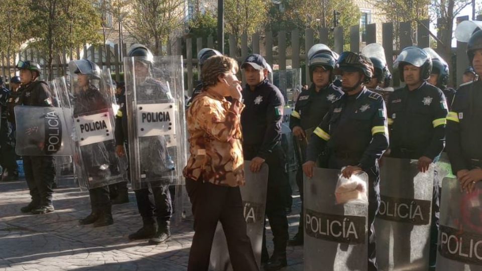 La gobernadora del Estado de México, Delfina Gómez Álvarez supervisó el despliegue de seguridad ante marchas por despenalización del aborto en Toluca