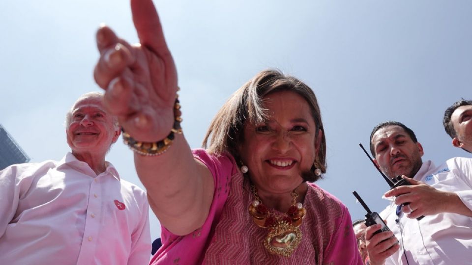 Xóchitl Gálvez ofreció un discurso en el Ángel de la Independencia.