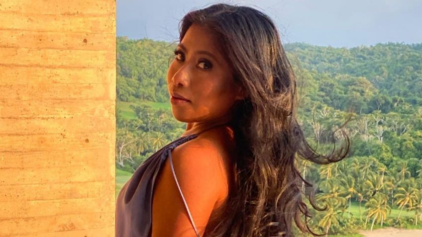 ¡Irradia belleza!, Yalitza Aparicio modela vestido satinado con escote profundo desde la playa: FOTOS