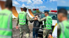 VIDEO | Hombre salta la barda del Aeropuerto de la Ciudad de México y se refugia en avión