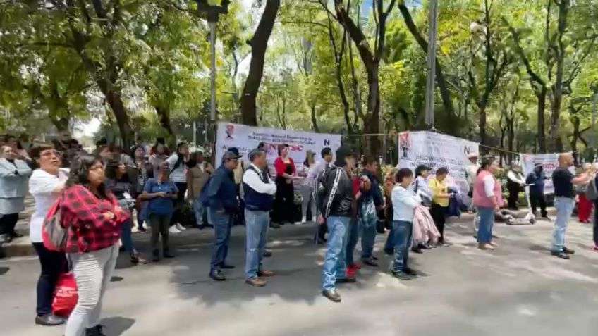 Bloqueo en Paseo de la Reforma: amagan con no permitir el paso en las laterales hasta tener basificaciones