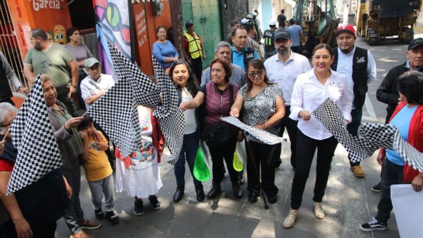 Alfa González reencarpeta las calles de Tlalpan con mayor deterioro