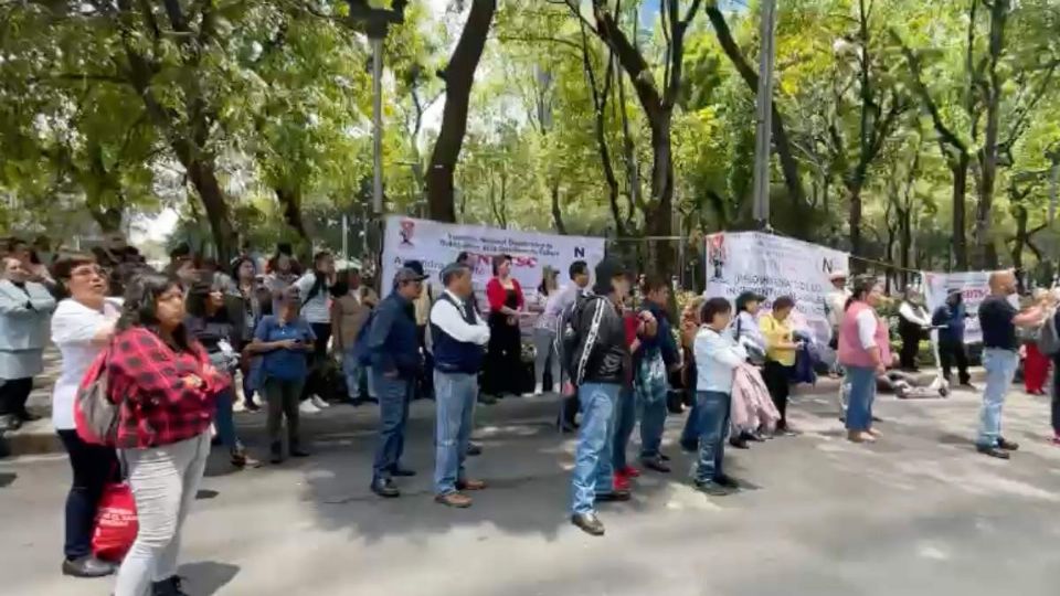 El paso en los carriles centrales está cerrado.