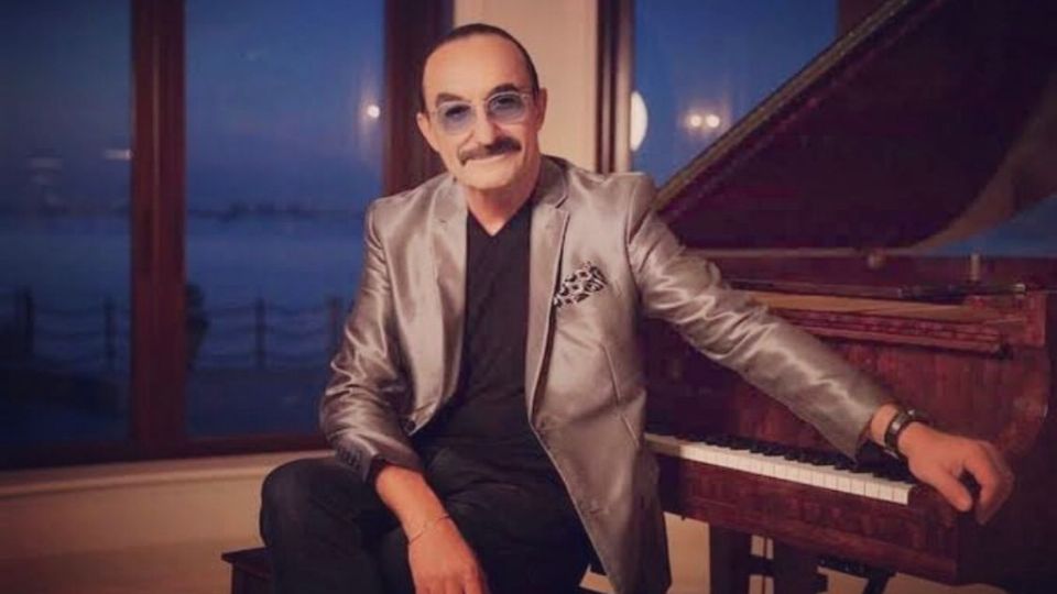 'El Pianista de América' tiene 73 años de edad.