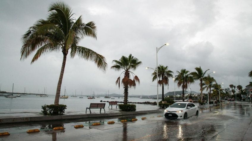 Se forma tormenta tropical Daniel; Emilia viene detrás