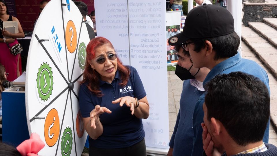 Se detalló que en la Feria habrá módulos de las empresas donde se realizarán simuladores de entrevistas