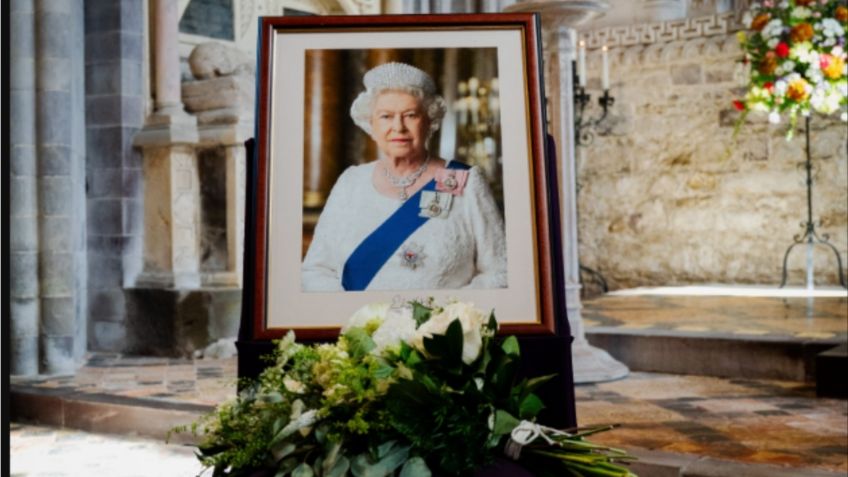 Con foto inédita recuerdan a la reina Isabel II a un año de su muerte