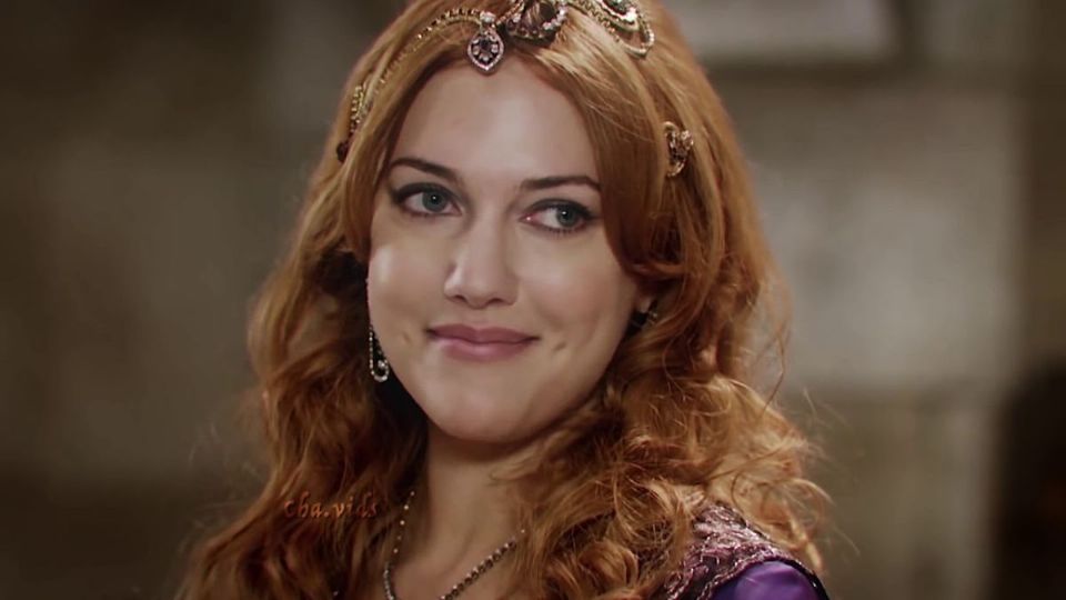 Hurrem en 'El Sultán' por Meryem Uzerli | Así luce 12 años después de la famosa interpretación.