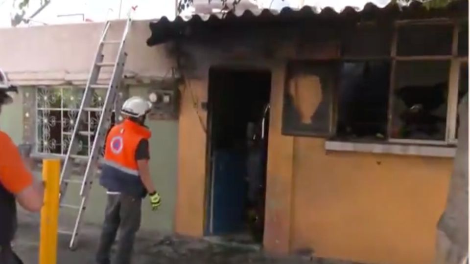 Incendio en casa de Iztapalapa