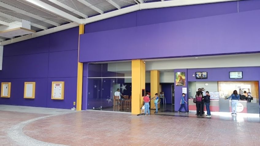 Joven es atacada por un murciélago en un cine de Hidalgo