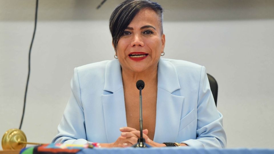 Diputada Salma Luévano durante homenaje a Ociel Baena