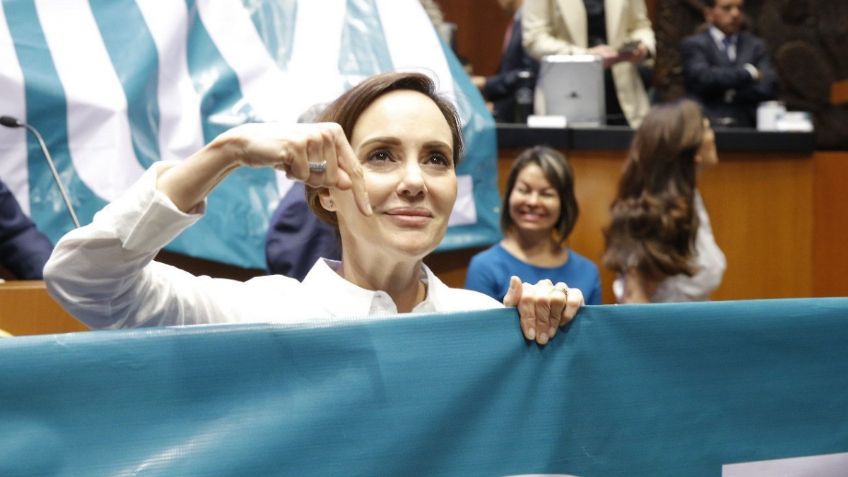 Lilly Téllez se registra como precandidata al Senado de la República por el PAN