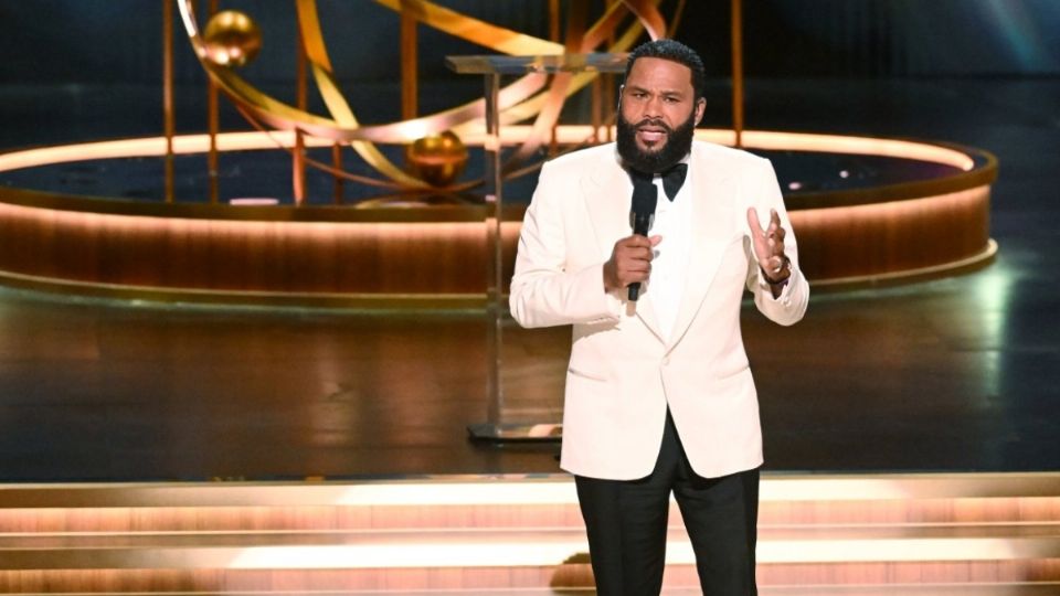 Anthony Anderson, presentador de los Emmy Awards 2024.