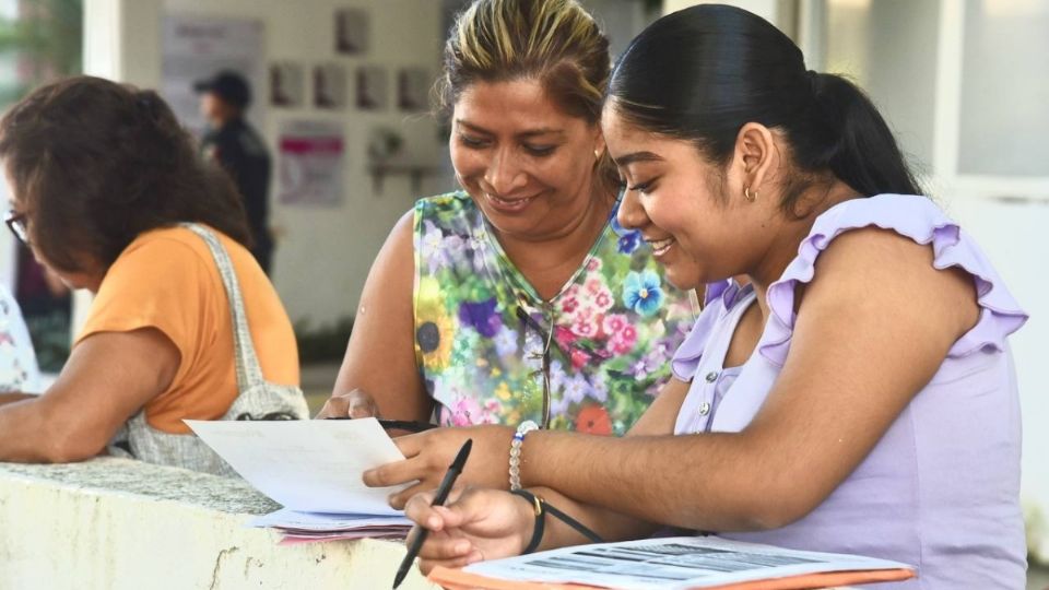 La participación de las mujeres en la economía informal registra tres meses consecutivos de disminución