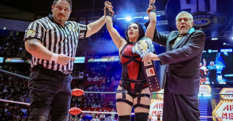 Luchadora Stephanie Vaquer, expareja de "Cuatrero"