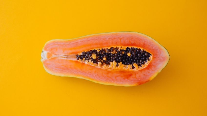 Sencillo truco para cultivar papaya en casa usando solo los huesos 