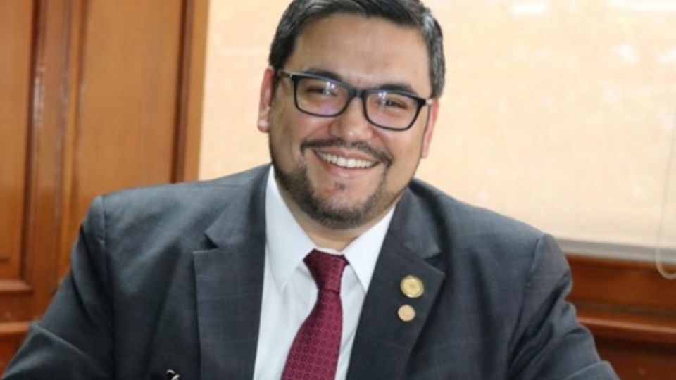 Ministro de Guatemala, Alberto Pimentel