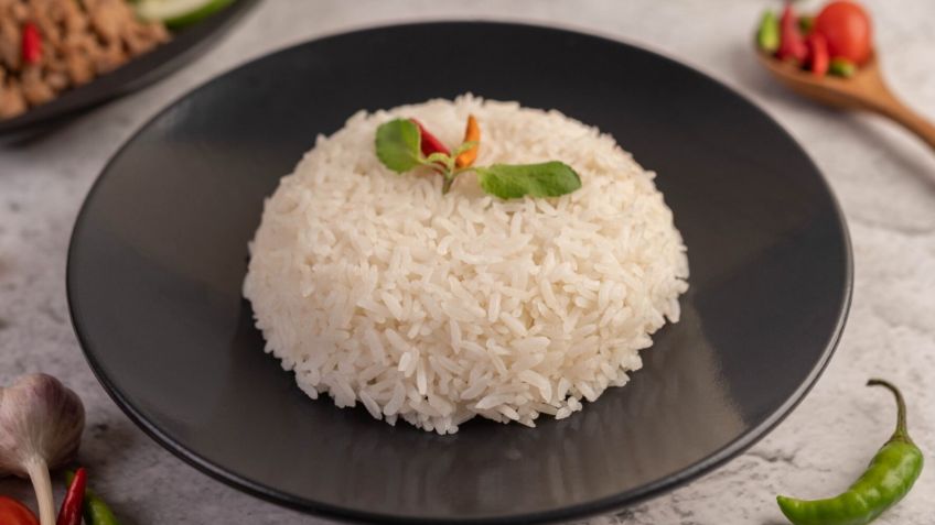 ¿Cómo hacer arroz en microondas? la receta fácil que te sacará de apuros