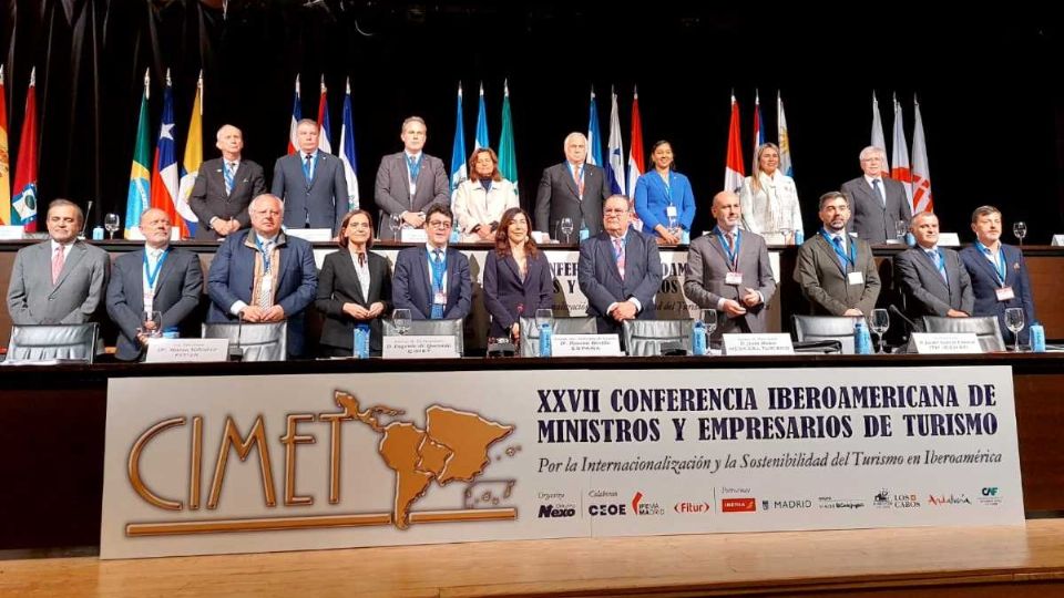 revio al inicio de FITUR 2024, sostuvo un encuentro con el secretario general de la OMT, Zurab Pololikashvili, con quien conversó sobre el relanzamiento internacional de Acapulco y su asistencia a la 48 edición del Tianguis Turístico México.