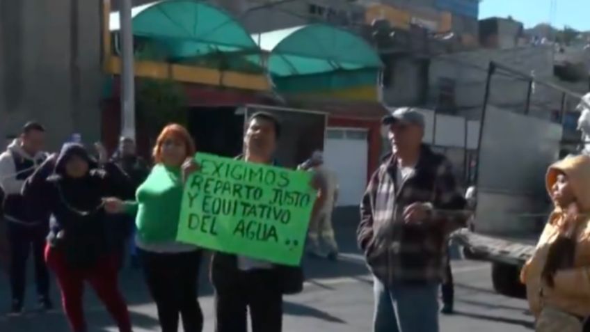 Manifestantes bloquean colonia La Palma tras pasar 8 meses sin recibir agua