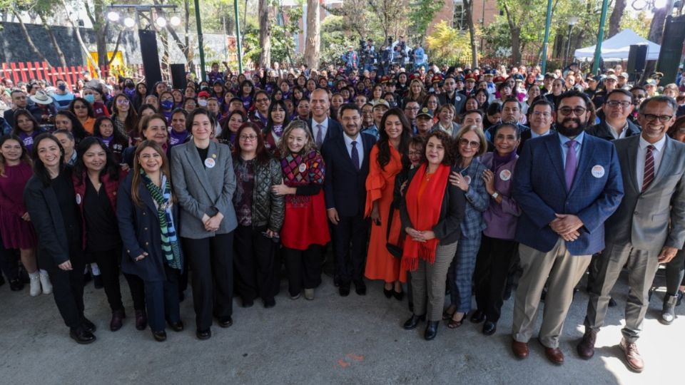 Batres recordó que las mujeres estaban relegadas en materia de acceso a la justicia y a una vida digna