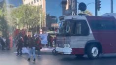 Maestros de la CNTE llegan al Zócalo tras marchas por Paseo de la Reforma