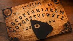 Colocan letreros que prohíben usar la Ouija "debido a eventos recientes" en un parque de EU: ésta es la razón