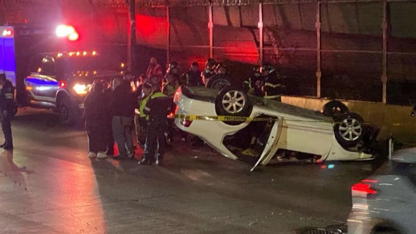 Muere un hombre al volcar el auto donde viajaba