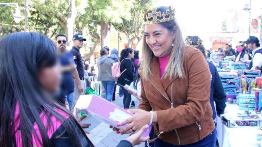 Tlalpan celebra el Día de Reyes con rosca y entrega de juguetes