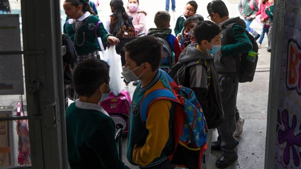 Los alumnos de educación básica regresarán a las aulas el lunes 26 de agosto.