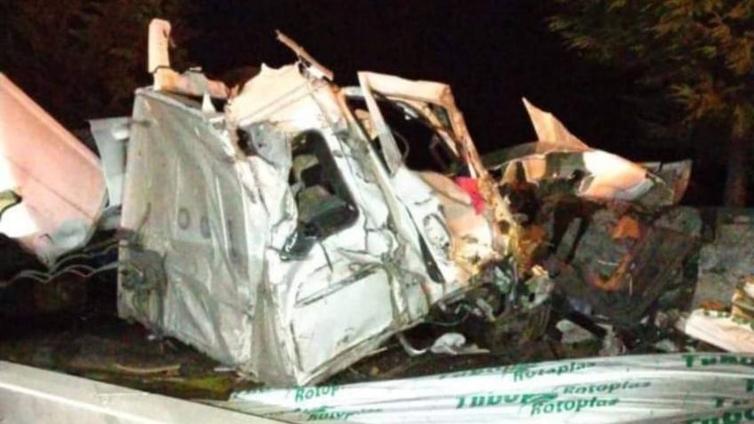 Accidente en la México-Toluca; vuelca tráiler en regreso a clases