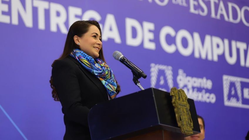 Con inversión histórica de 275 mdp, Tere Jiménez entrega 43 mil equipos de cómputo para fortalecer la educación