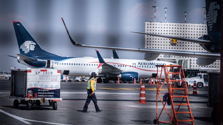 Aeroméxico cancela decenas de vuelos por revisión de seguridad