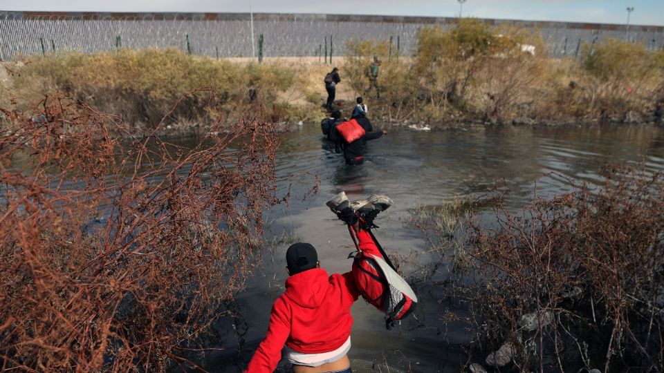 Según las autoridades estadounidenses, las detenciones en la frontera entre EU y México han disminuido a dos mil 500 por día.