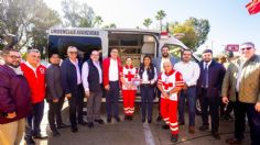 La alcaldesa Montserrat Caballero aporta a la Cruz Roja de Tijuana 