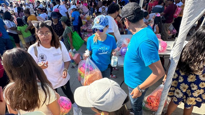 ANIPAC entrega más de 2 mil juguetes a niños en Acapulco