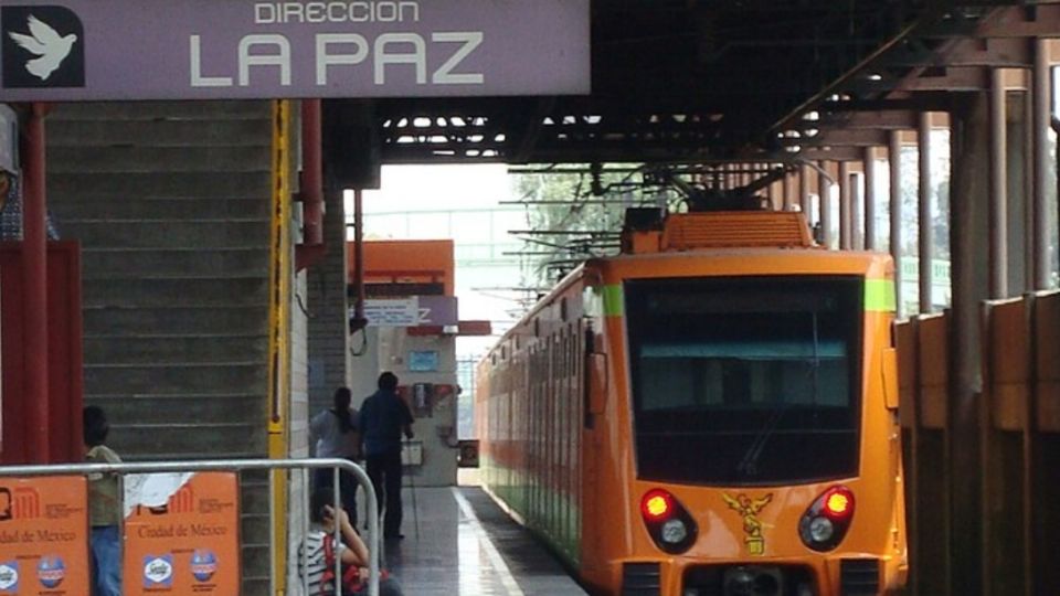 La Línea A del Metro ofrece su servicio de forma regular.