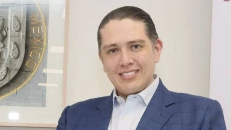 Luis Mendoza Acevedo tomó posesión como alcalde.