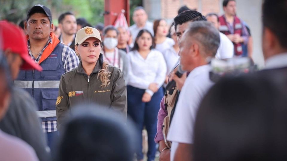 'Aquí estoy con ustedes, no están solos, no les vamos a dejar solos, les vamos a apoyar con todo lo que se pueda', afirmó la gobernadora Evelyn Salgado Pineda con palabras de ánimo