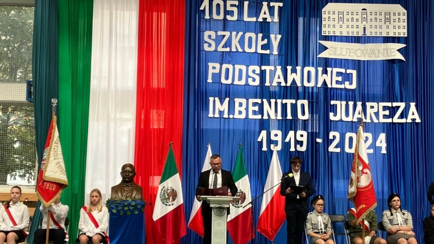 Secretaría de Relaciones Exteriores conmemora 105 Aniversario de la Escuela Primaria Benito Juárez en Varsovia