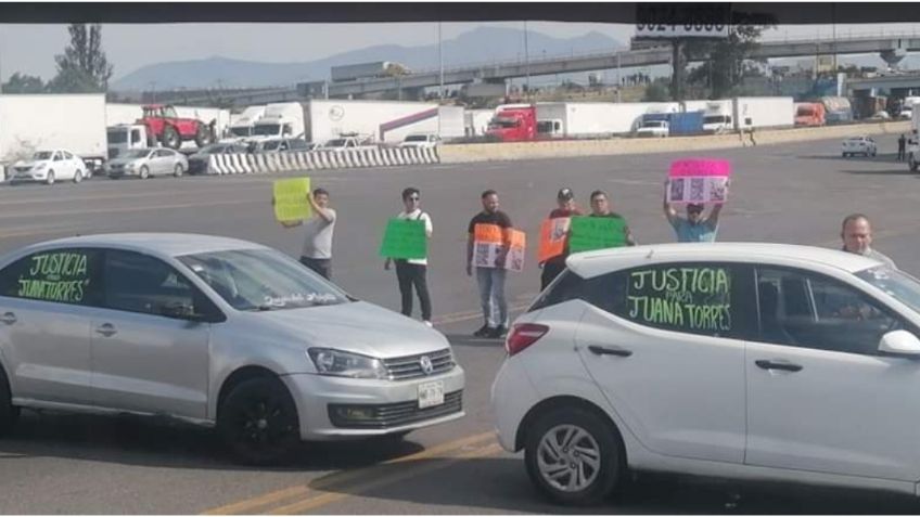 Manifestantes cierran la caseta de Tepotzotlán y desquician el tráfico: hay fila de 6 kilómetros