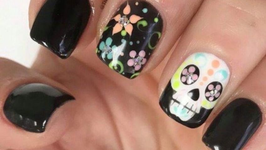 Cinco diseños de uñas elegantes y sencillos para el Día de Muertos