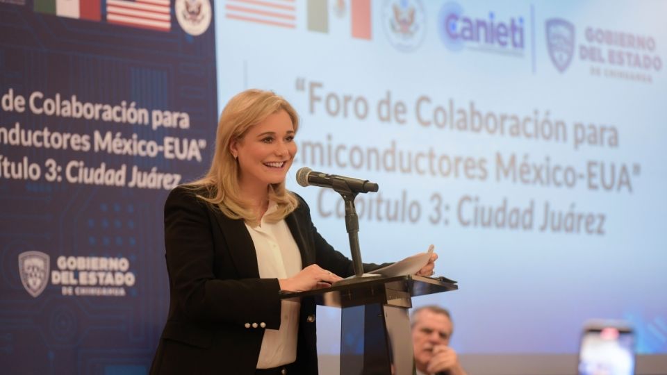 La gobernadora Maru Campos en la inauguración del 'Foro de Colaboración para Semiconductores México-EUA Capítulo 3: Ciudad Juárez'.