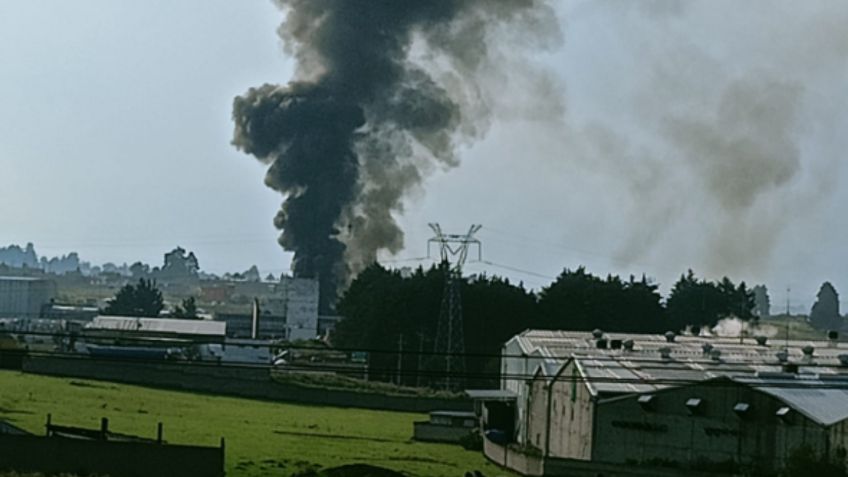 Explota fábrica de químicos en Santiago Tianguistenco, Edomex| VIDEOS